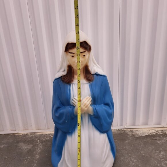 Vintage Empire Blow Mold Christmas Lighted Nativity 28” Mary w/light and Cord - Picture 10 of 10